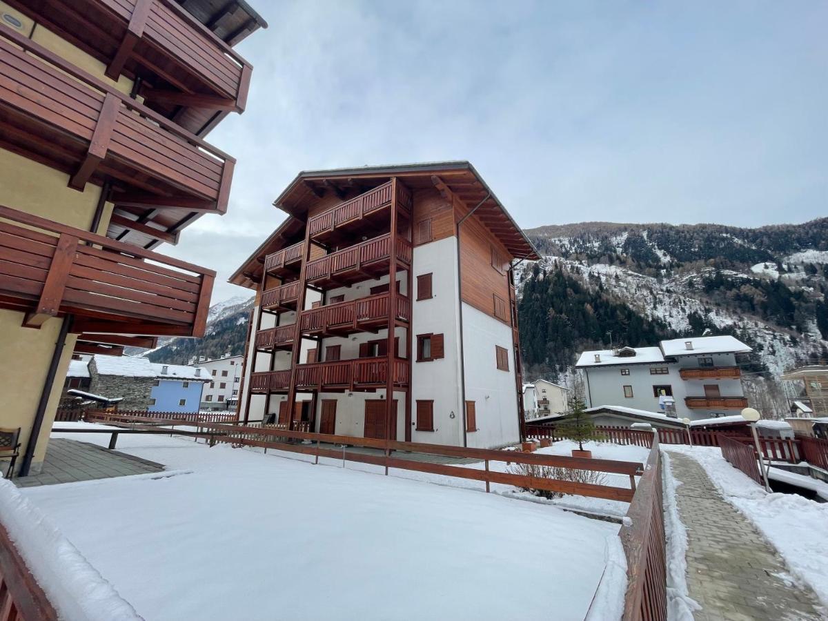 Il Cervo Mountain Apartment Campodolcino Exterior foto